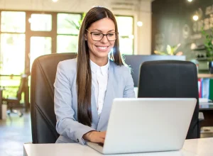 Top Remote Jobs to Earn in Dollars Per Hour – 2025 Edition